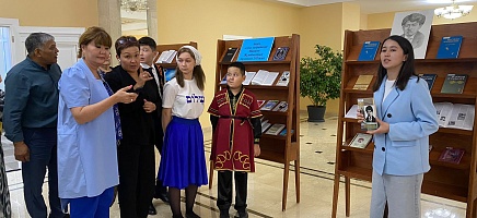 Юбилей Магжана Жумабаева отметили в Алматы фото галереи 4